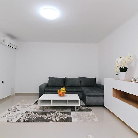 Tyson Studio Apartments Kraljevica Ngoại thất bức ảnh